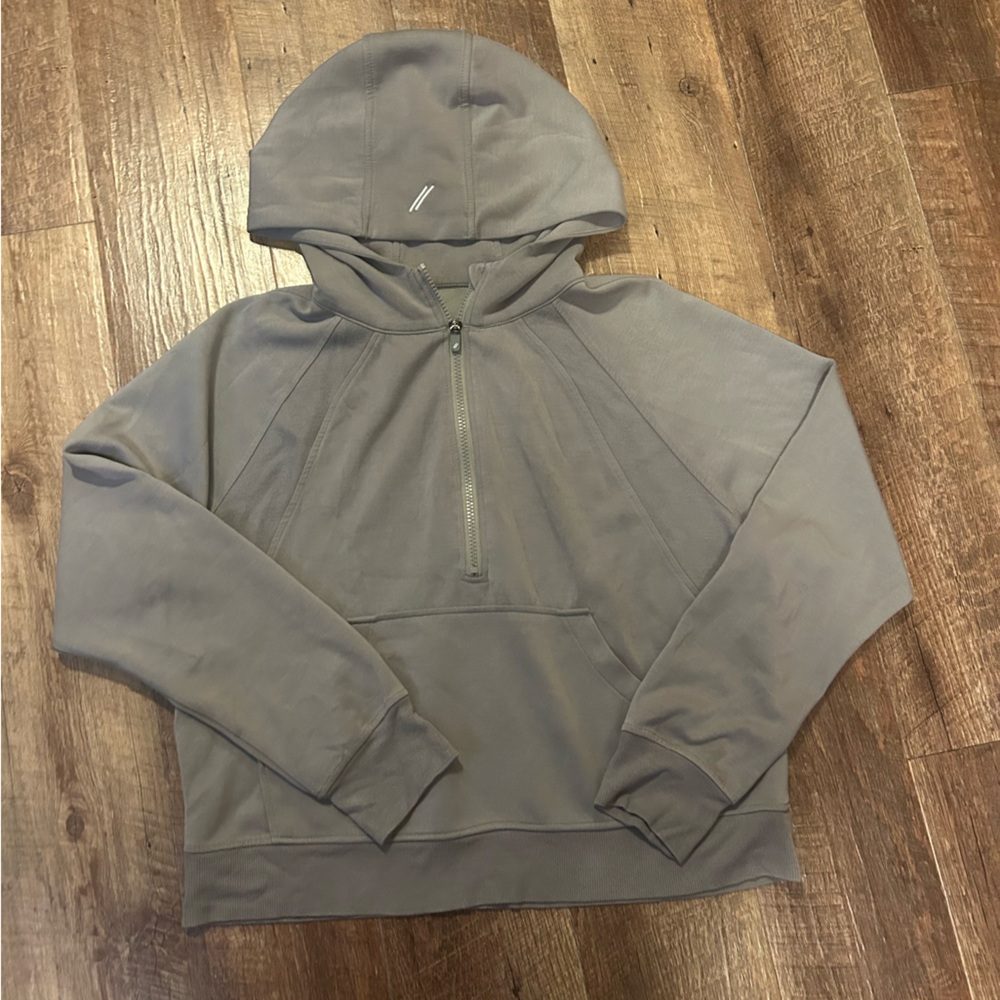 Women’s Hooded Sweatshirt
